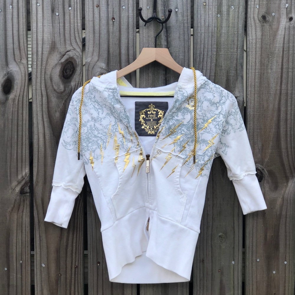 White & gold sweater